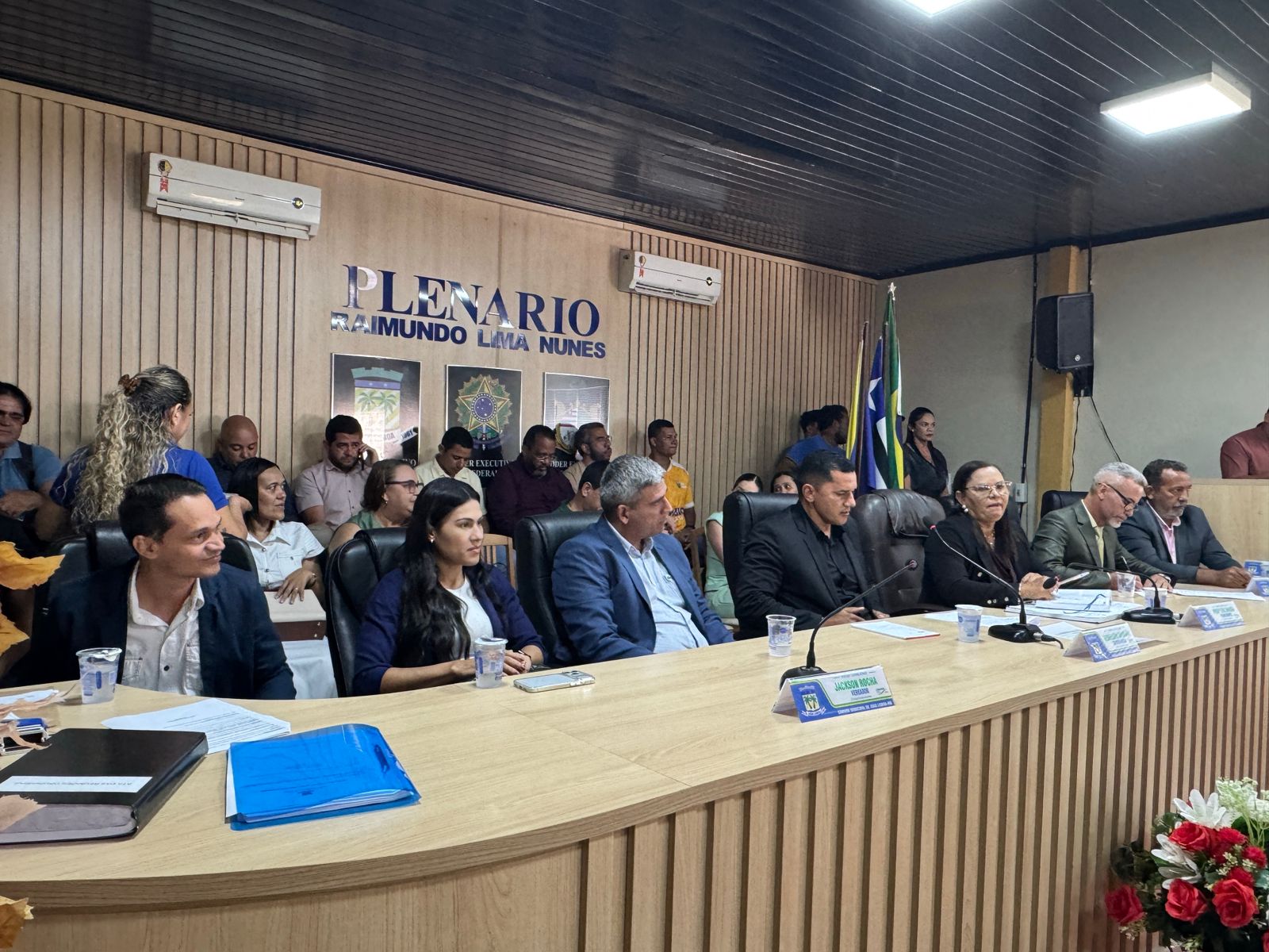 Francimar Carvalho toma posse como vereador em João Lisboa durante sessão solene