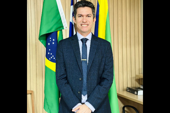 Presidente Roni Marcelino faz balanço do semestre e reforça compromisso da Câmara com o povo de...